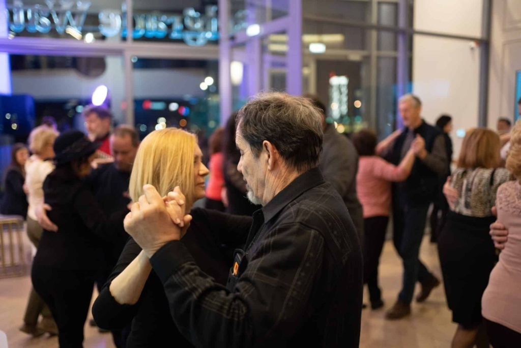 Passionate tango and sensual rumba were a great introduction to Valentine’s Day. A romantic tango and wine evening was organized in Belgrade Waterfront Sales Centre at Sava Promenada.
